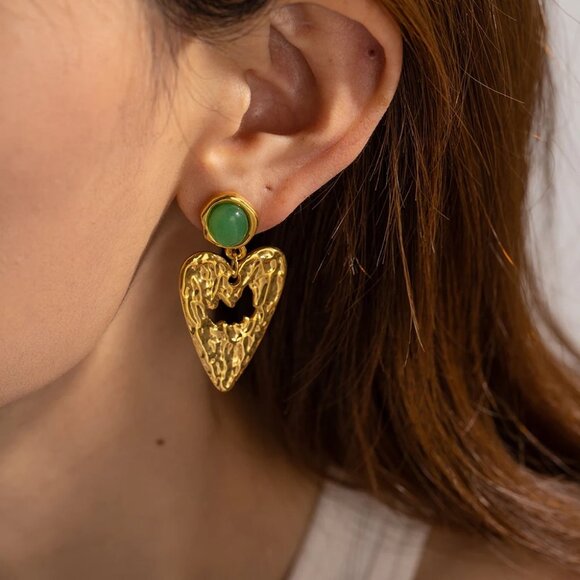 Jewelry - Lava Love Heart Pendant Earrings